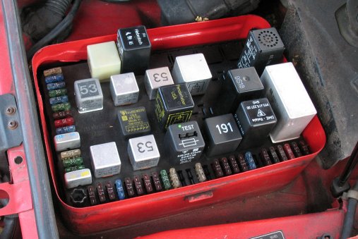 Porsche 944 Fuse Box